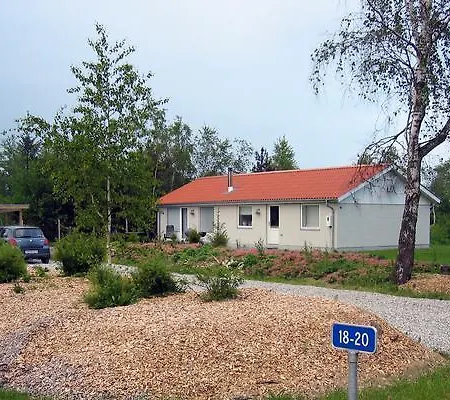 Three-bedroom Holiday In 7