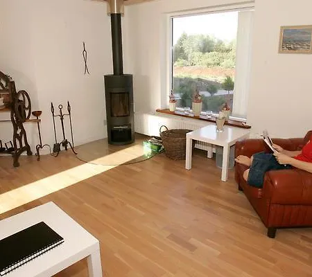 Сasa de vacaciones Three-bedroom Holiday In 7